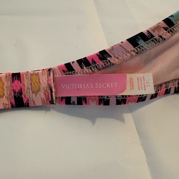 Colorful Strapless Bikini Top - Picture 3 of 3